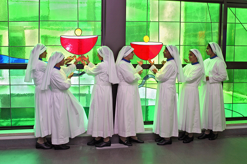 Suore Figlie della Madonna del Divino Amore